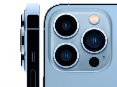 ¿Por qué las cámaras de los iPhone están así alineadas?